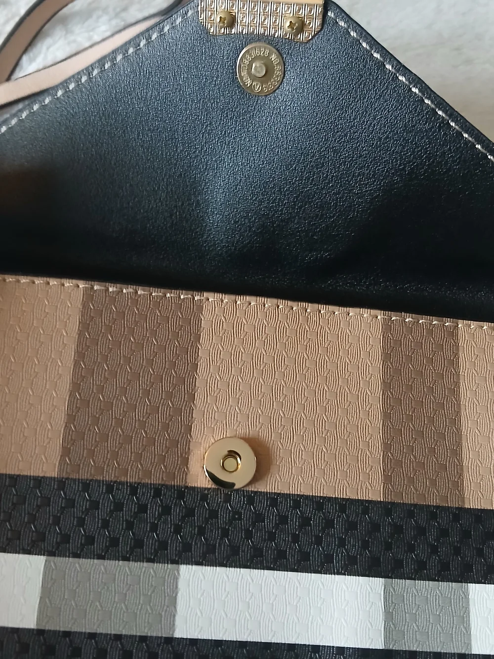 Designer Inspired Plaid Striped Women’s Envelope Wristlet Bag - 2 OPTIONS! NWOT